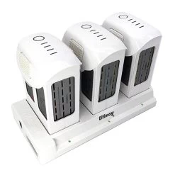 Ultimaxx P4 CHARGER HUB FOR 3 BATTERIES
