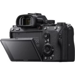 Sony Alpha A7 III Mirrorless Digital Camera USA With 24-105mm Lens And Vertical Grip Kit - US Version W/ Seller Warranty 11 Sony Alpha A7 III Mirrorless Digital Camera USA With 24-105mm Lens And Vertical Grip Kit - US Version W/ Seller Warranty -Outdoor Camera Shop 14673158 2