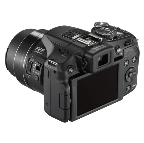 Panasonic Lumix DMC-FZ200 Digital Camera - US Version W/ Seller Warranty 6 Panasonic Lumix DMC-FZ200 Digital Camera - US Version W/ Seller Warranty - Image 4