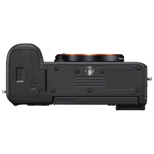 Sony Alpha 7C Full-Frame Mirrorless Camera With 28-60mm Lens Kit - Silver 17 Sony Alpha 7C Full-Frame Mirrorless Camera With 28-60mm Lens Kit - Silver - Image 15