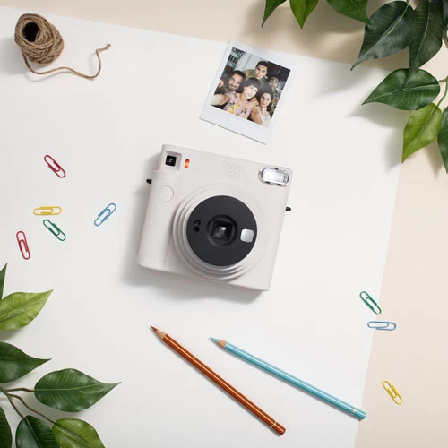 Fujifilm Instax Square SQ1 Instant Camera - Chalk White 16 Fujifilm Instax Square SQ1 Instant Camera - Chalk White - Image 14