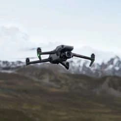 DJI Mavic 3 Classic Quadcopter Drone And Remote Control - Grey 17 DJI Mavic 3 Classic Quadcopter Drone And Remote Control - Grey -Outdoor Camera Shop 16579152 6