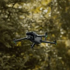 DJI Mavic 3 Classic Quadcopter Drone & Remote Control With Built-in Screen (DJI RC) - Grey 17 DJI Mavic 3 Classic Quadcopter Drone & Remote Control With Built-in Screen (DJI RC) - Grey -Outdoor Camera Shop 16579156 7