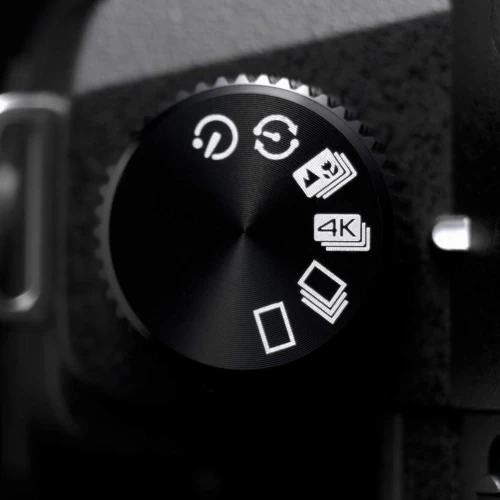 Refurbished (Good) - PANASONIC LUMIX FZ1000 II 20.1MP Digital Camera 9 Refurbished (Good) - PANASONIC LUMIX FZ1000 II 20.1MP Digital Camera - Image 7