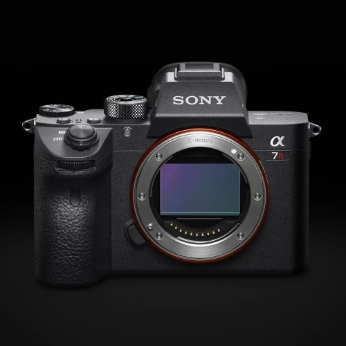 Sony A7R IIIA Mirrorless Camera + Sony FE 24-70mm Lens + 64GB Card + More 10 Sony A7R IIIA Mirrorless Camera + Sony FE 24-70mm Lens + 64GB Card + More - Image 8