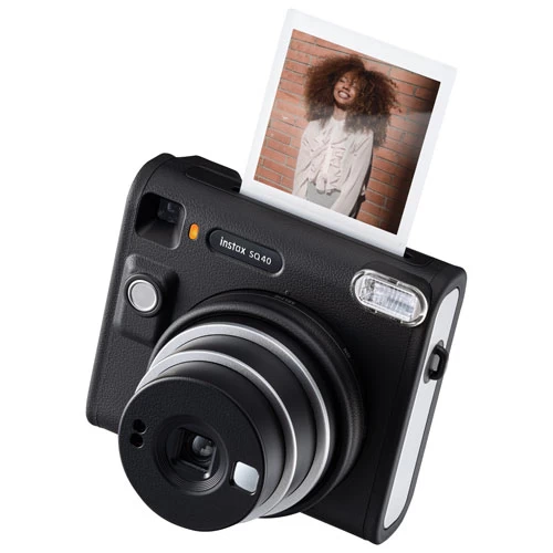 Fujifilm Instax SQUARE SQ40 Instant Camera - Black 5 Fujifilm Instax SQUARE SQ40 Instant Camera - Black - Image 3