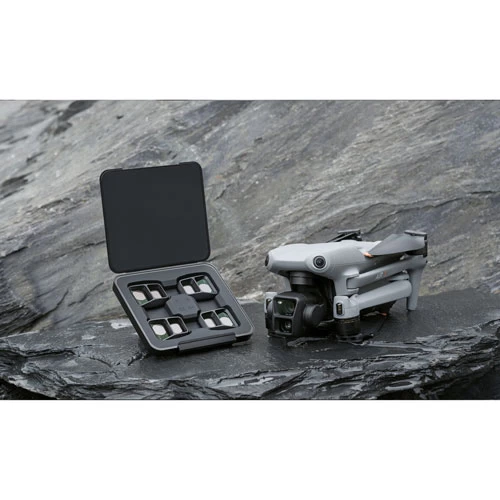 DJI Air 3 Quadcopter Drone Combo & Remote Control With Built-in Screen 16 DJI Air 3 Quadcopter Drone Combo & Remote Control With Built-in Screen - Image 14