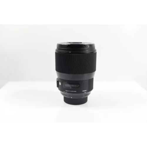 Refurbished (Good) - Sigma 135mm F/1.8 DG HSM Art Lens For Nikon 4 Refurbished (Good) - Sigma 135mm F/1.8 DG HSM Art Lens For Nikon - Image 2